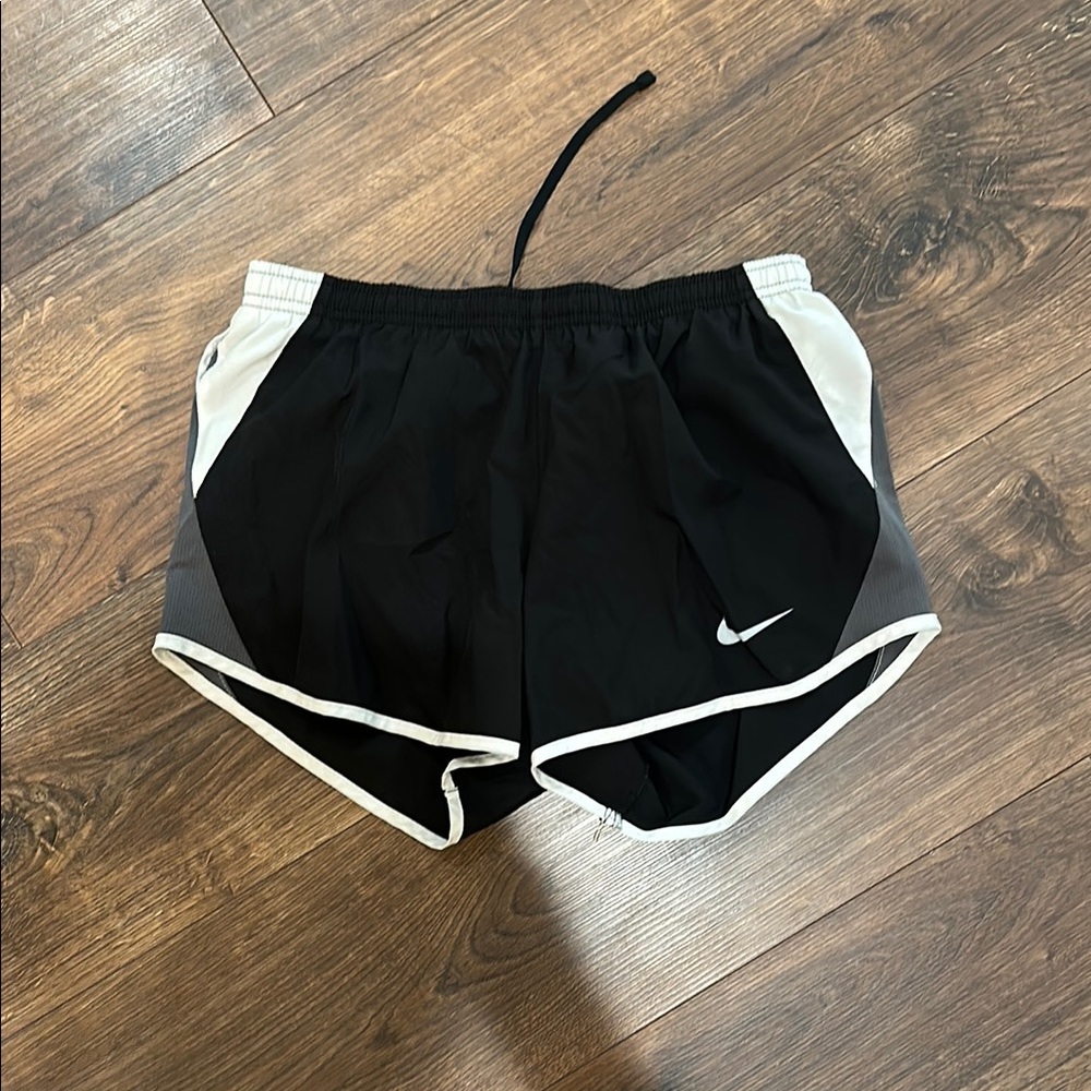 Nike Women's Black and Gray Athletic Shorts